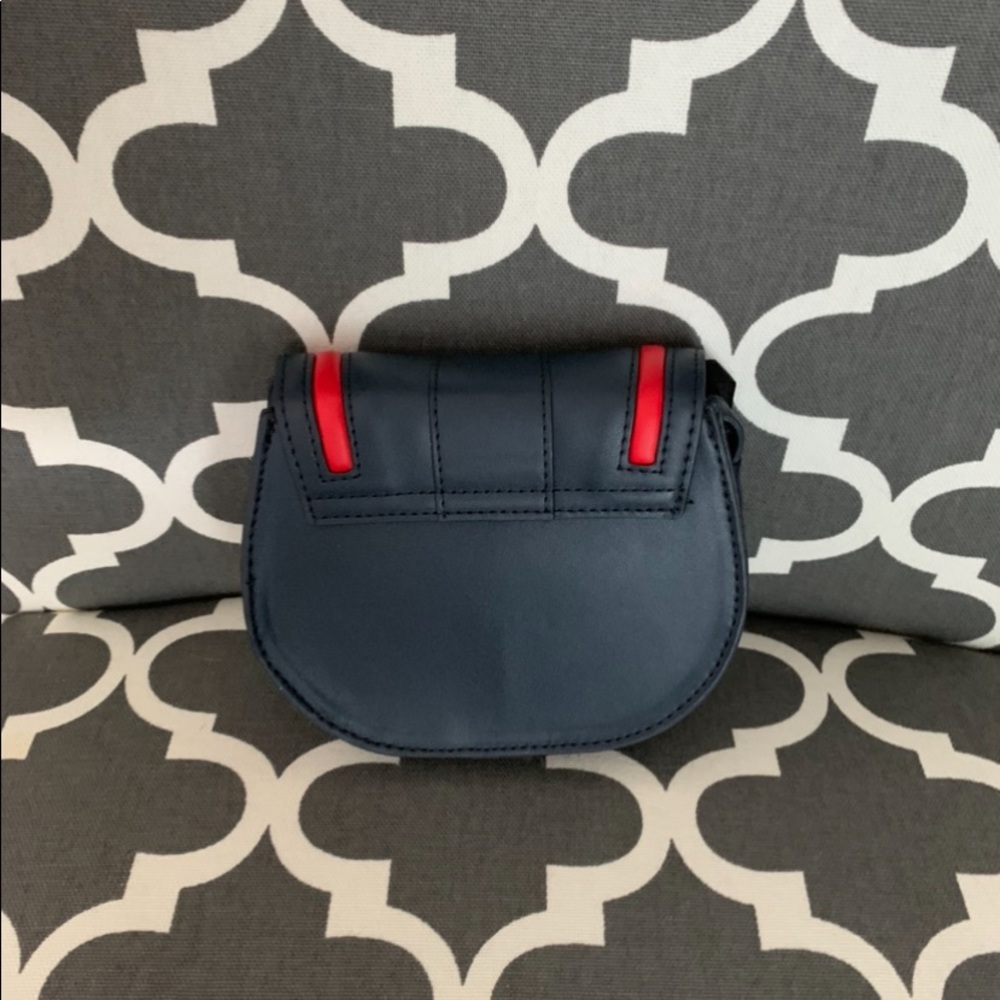 NWT Fiorelli Ciara leather wristlet - Picture 4 of 8